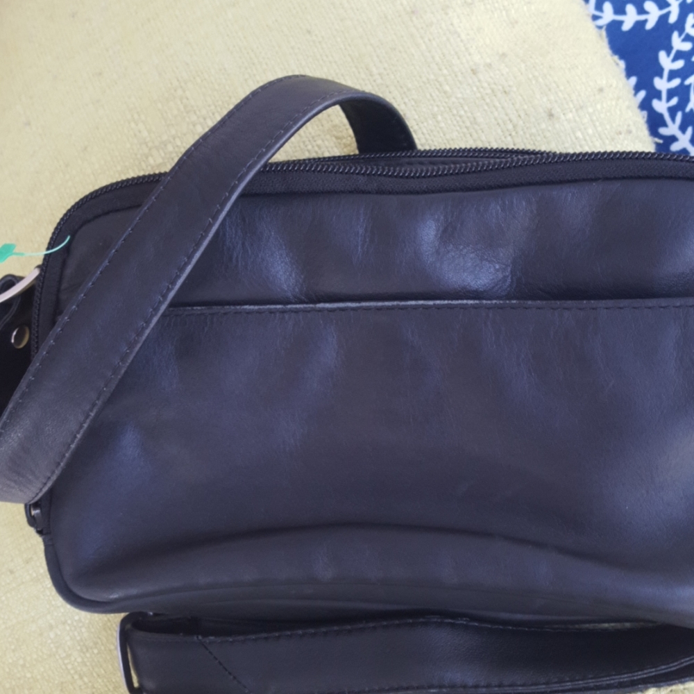 Derek Alexander cross body - Picture 3 of 8